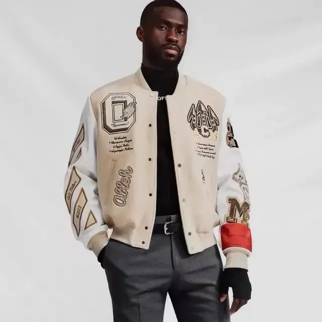 ♻️💯Reference model picture for upper body❤️Top version OFF WHITE OW AC Milan co-branded heavily embroidered baseball uniforms for men and women couple star same style jacket. The back is decorated with the Milan Devil pattern with the Off-white logo. The whole piece of clothing is heavily embroidered and combined with hot rhinestone technology. All hot rhinestones are artificially embellished and are not pressed by templates. Manual work can ensure that the hot rhinestones will not fall off easily, and each diamond has been repeatedly hot stamped! The front buttons are all made from original molds, and custom-made buttons can ensure that they are consistent with the original ones. AC Milan's cooperation is OFF this time. Under the camera, De Cattrale almost uses the airport as a catwalk. Tonali and Leo are full of shots. Giroud returns to Stamford Bridge. As a Milan fan, I am really grateful that he chose AC Milan in the summer of 21. Although the running-in period was a bit distressing, the championship quality finally brought Milan the League Championship Gold Cup after 11 years. This heavy-duty piece of clothing is fully lined with down cotton to allow you to spend the entire winter with ease. When the World Cup is coming, when Milan meets Offwhite, and when champions meet fashion, what are you waiting for? Size: S-XL Color: Khaki P:700